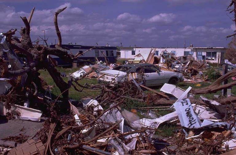 Donate to the Red Cross online for Illinois tornado relief efforts