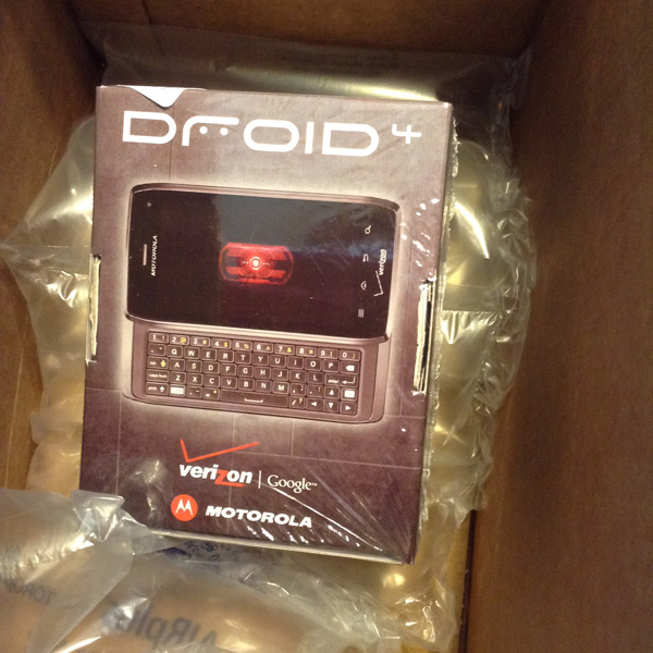 Droid 4 in box