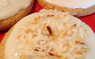 Be Snacksational: Pineapple-Coconut Glazed Sugar Cookies