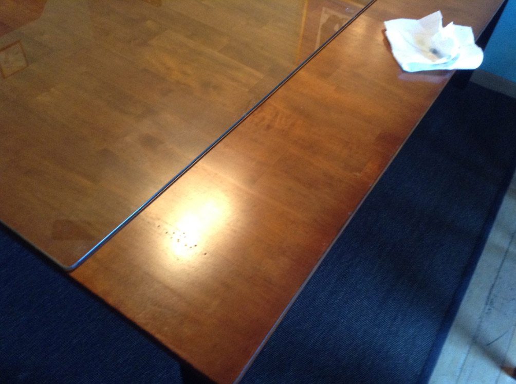 Glass Top On Our Wooden Kitchen Table, How Thick Should Glass Be To Protect A Table Top